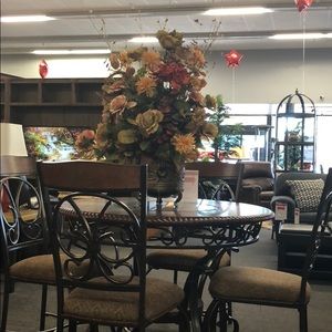 Meet your Posher, Maria